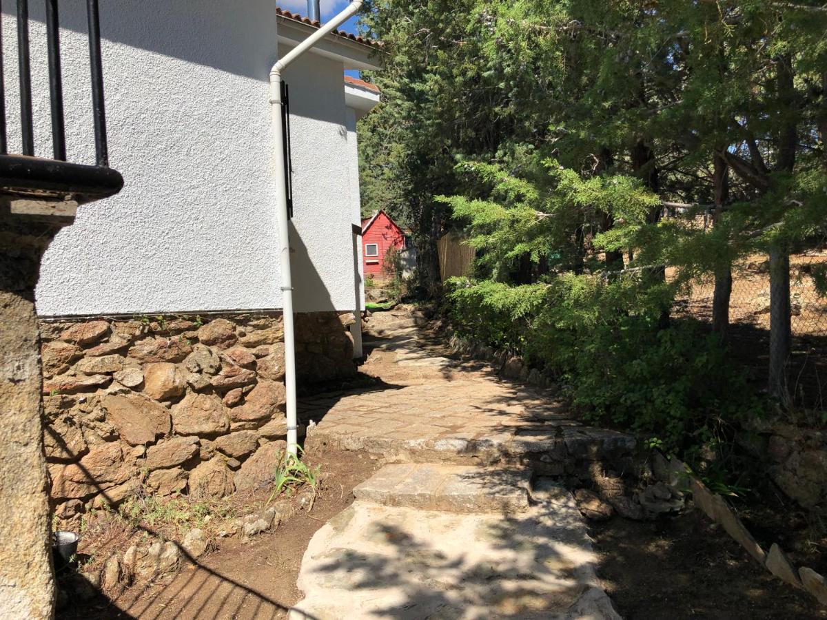 Casa Rural Los Olivos De Robledo De Chavela La Estacion المظهر الخارجي الصورة
