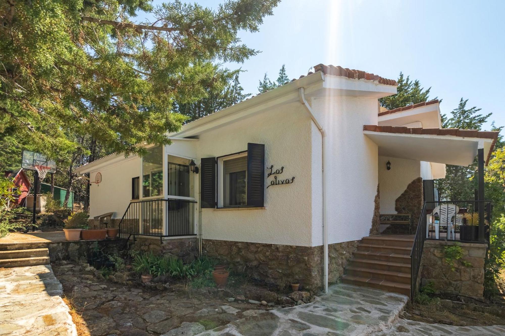 Casa Rural Los Olivos De Robledo De Chavela La Estacion المظهر الخارجي الصورة